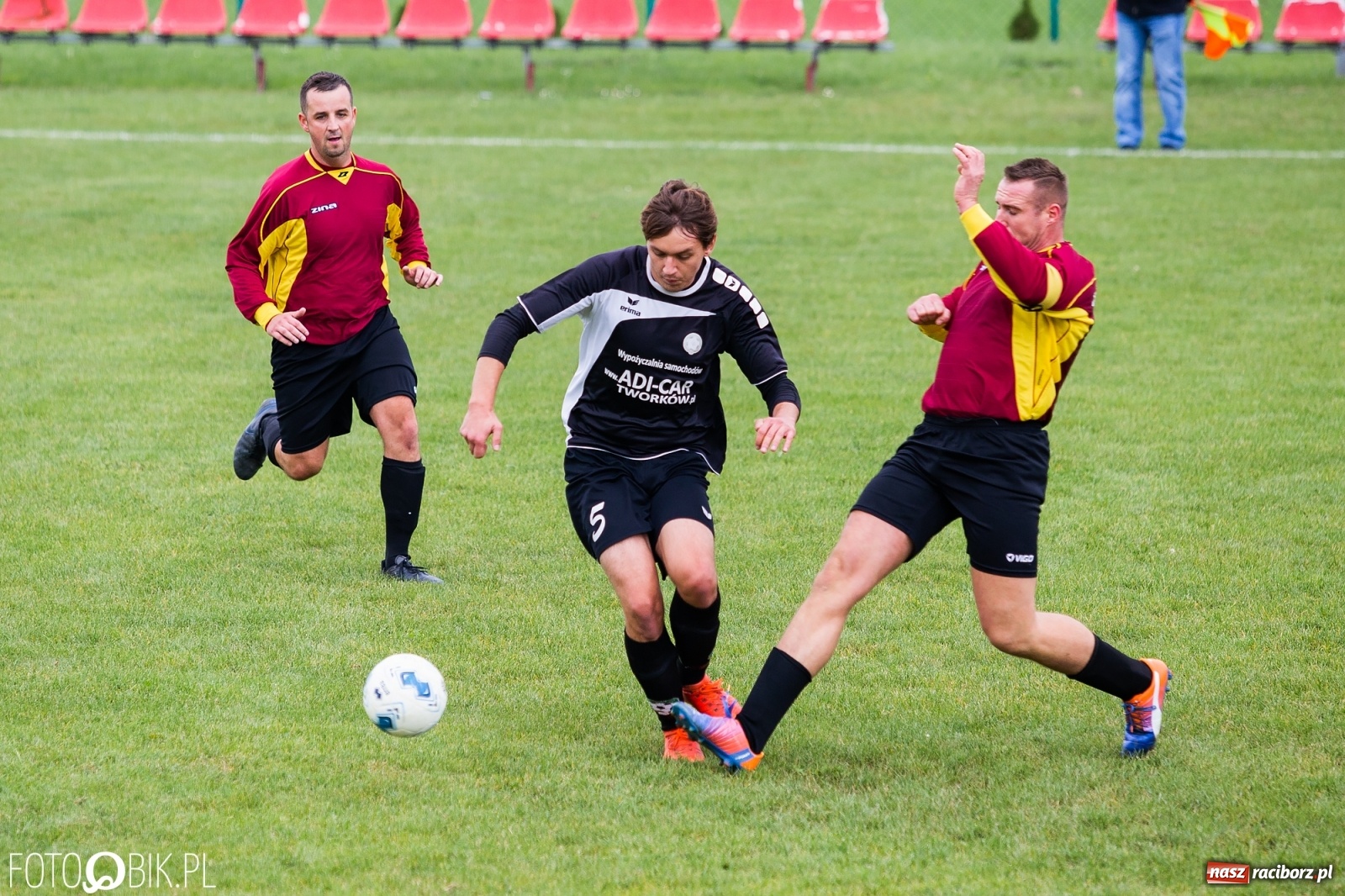 Zdjęcie w galerii na portalu naszraciborz.pl: C klasowe derby gminy dla rezerw Tworkowa [FOTO] wiadomości z regionu