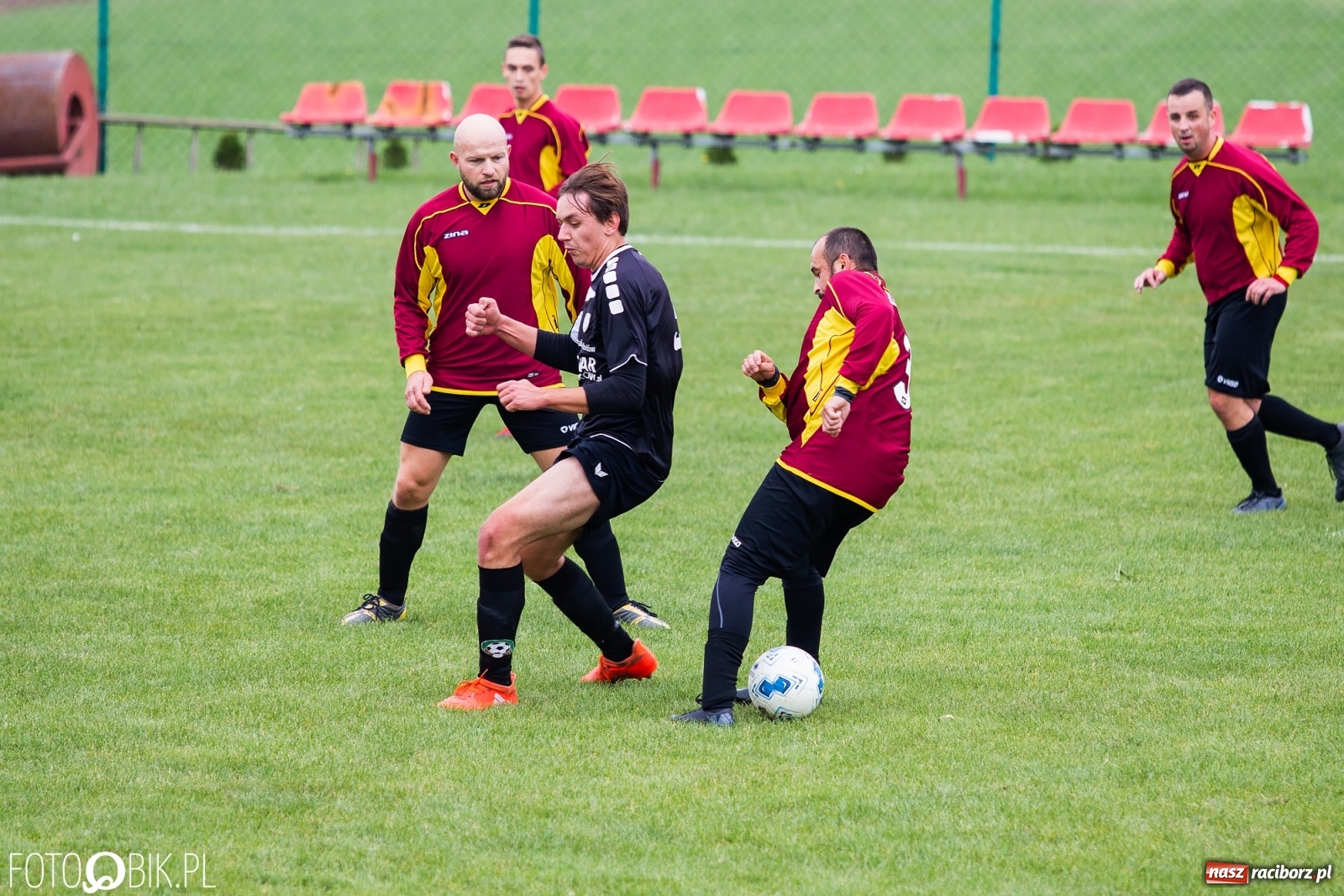 Zdjęcie w galerii na portalu naszraciborz.pl: C klasowe derby gminy dla rezerw Tworkowa [FOTO] wiadomości z regionu