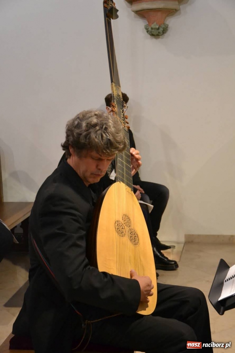 Zdjęcie w galerii na portalu naszraciborz.pl: Terra Incognita - Capella Cracoviensis wystąpiła w kaplicy zamkowej wiadomości z regionu