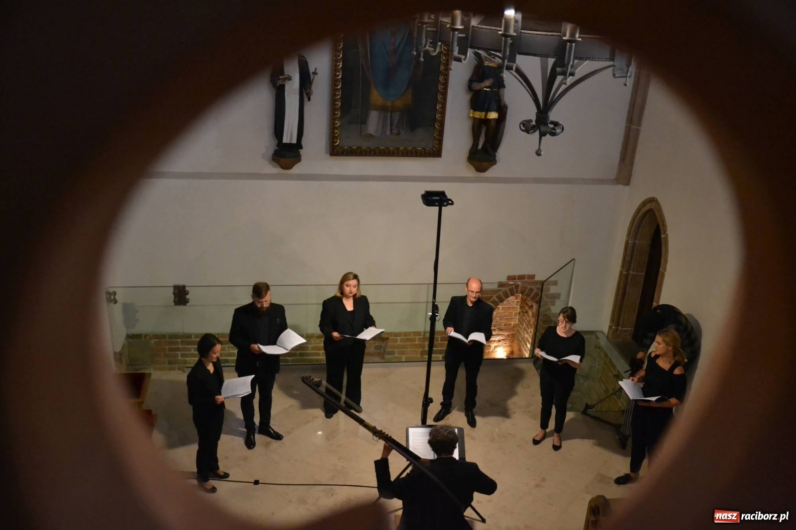 Zdjęcie w galerii na portalu naszraciborz.pl: Terra Incognita - Capella Cracoviensis wystąpiła w kaplicy zamkowej wiadomości z regionu