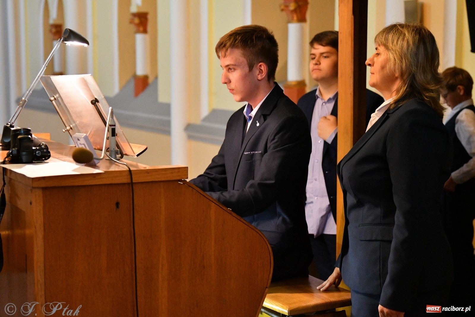 Zdjęcie w galerii na portalu naszraciborz.pl: Muzyka organowa wypełniła kościół św. Jana Chrzciciela na Ostrogu wiadomości z regionu