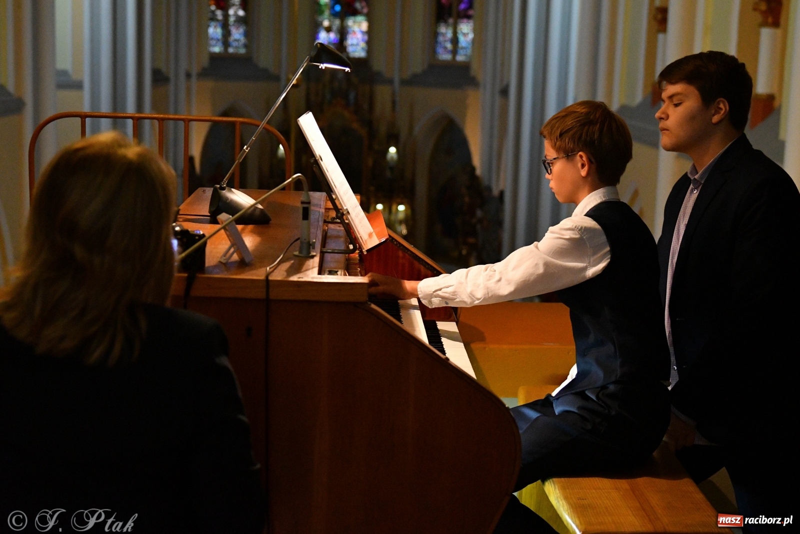 Zdjęcie w galerii na portalu naszraciborz.pl: Muzyka organowa wypełniła kościół św. Jana Chrzciciela na Ostrogu wiadomości z regionu