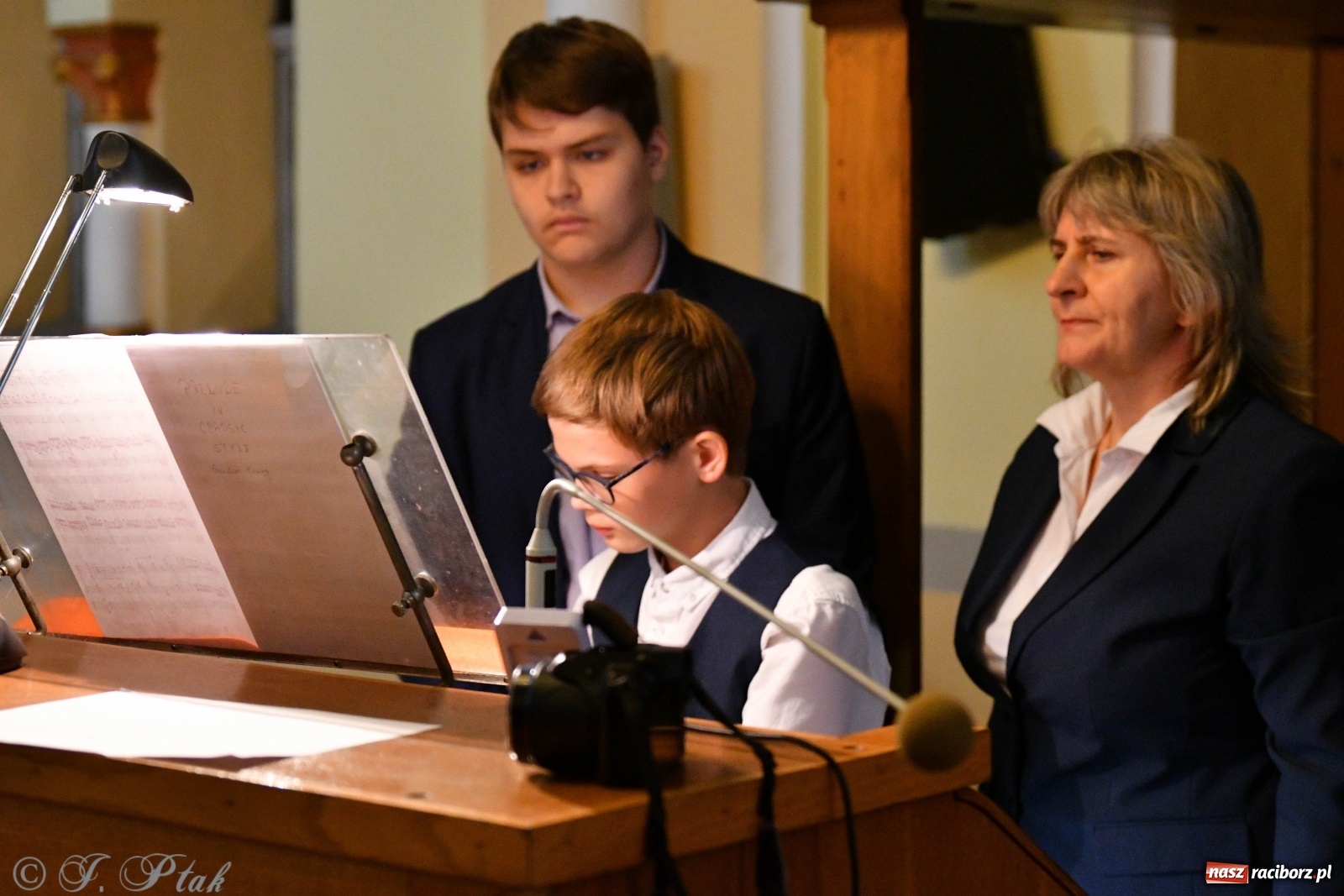 Zdjęcie w galerii na portalu naszraciborz.pl: Muzyka organowa wypełniła kościół św. Jana Chrzciciela na Ostrogu wiadomości z regionu