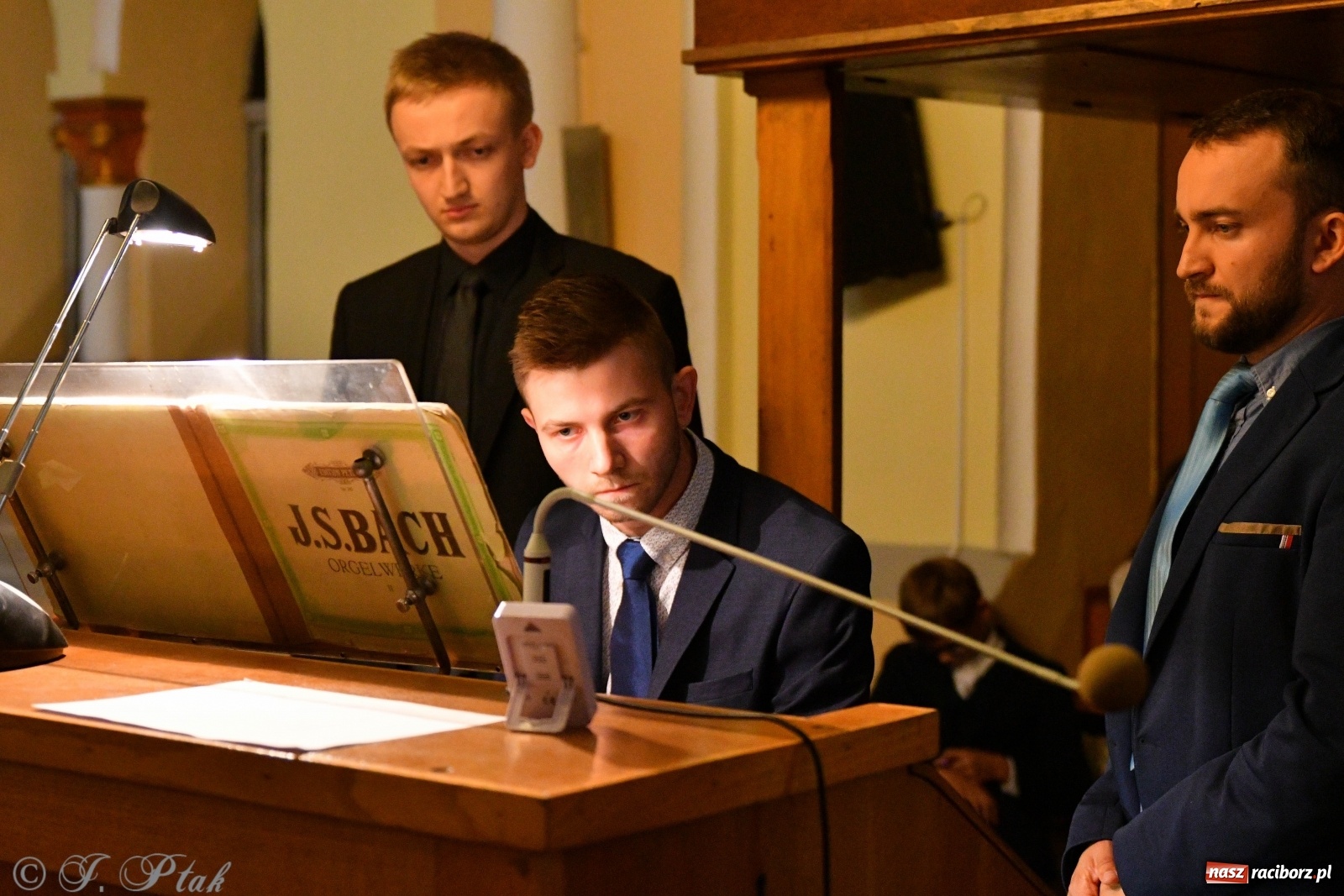 Zdjęcie w galerii na portalu naszraciborz.pl: Muzyka organowa wypełniła kościół św. Jana Chrzciciela na Ostrogu wiadomości z regionu