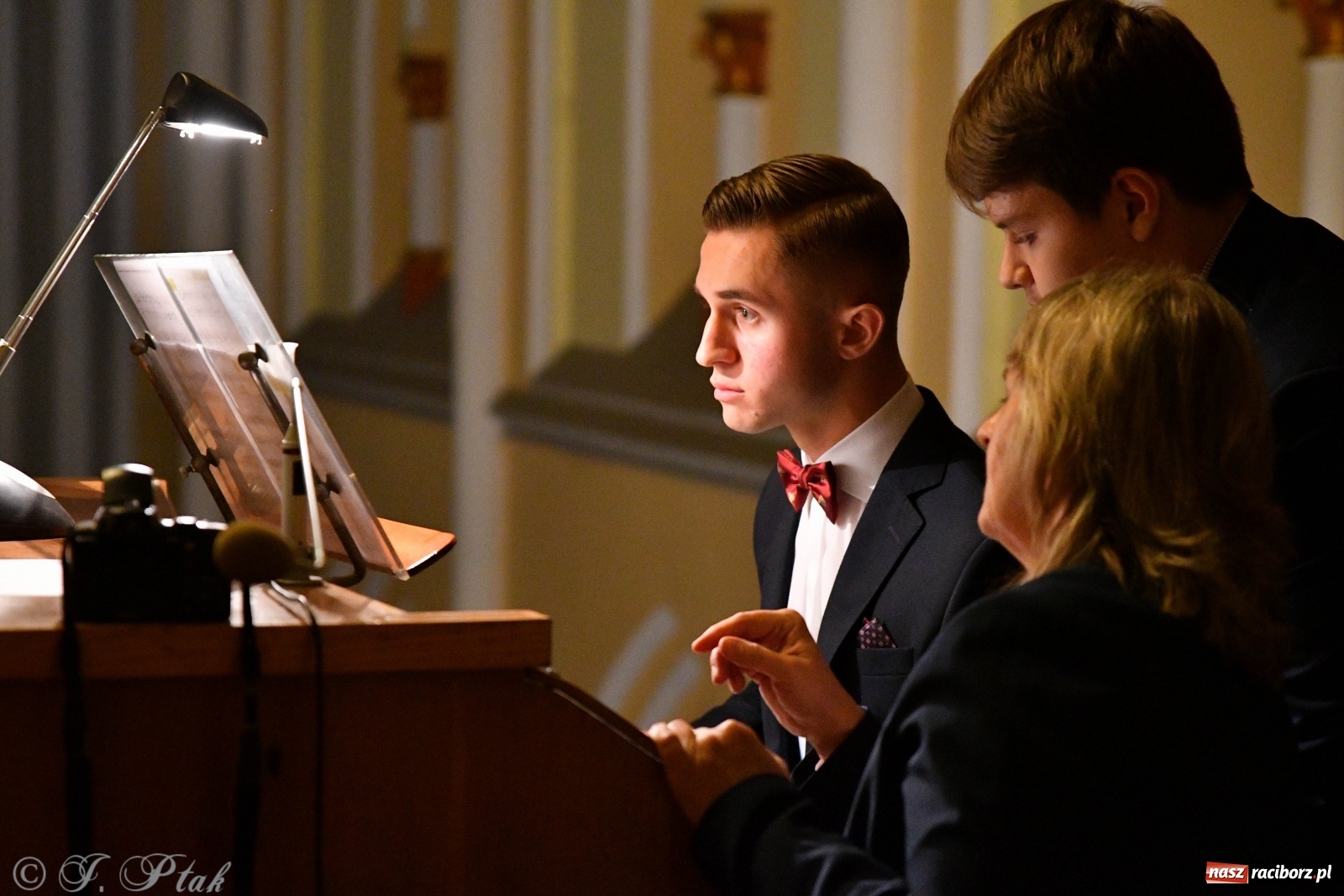 Zdjęcie w galerii na portalu naszraciborz.pl: Muzyka organowa wypełniła kościół św. Jana Chrzciciela na Ostrogu wiadomości z regionu