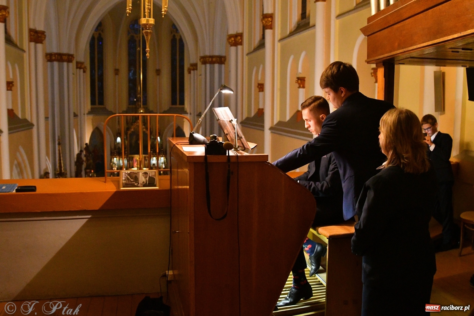 Zdjęcie w galerii na portalu naszraciborz.pl: Muzyka organowa wypełniła kościół św. Jana Chrzciciela na Ostrogu wiadomości z regionu