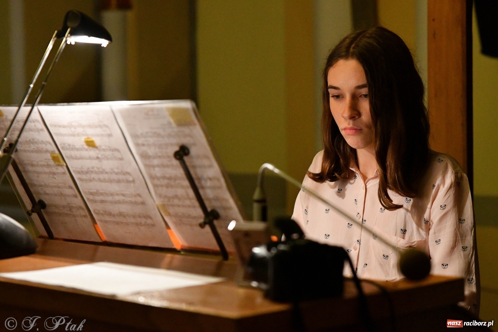 Zdjęcie w galerii na portalu naszraciborz.pl: Muzyka organowa wypełniła kościół św. Jana Chrzciciela na Ostrogu wiadomości z regionu