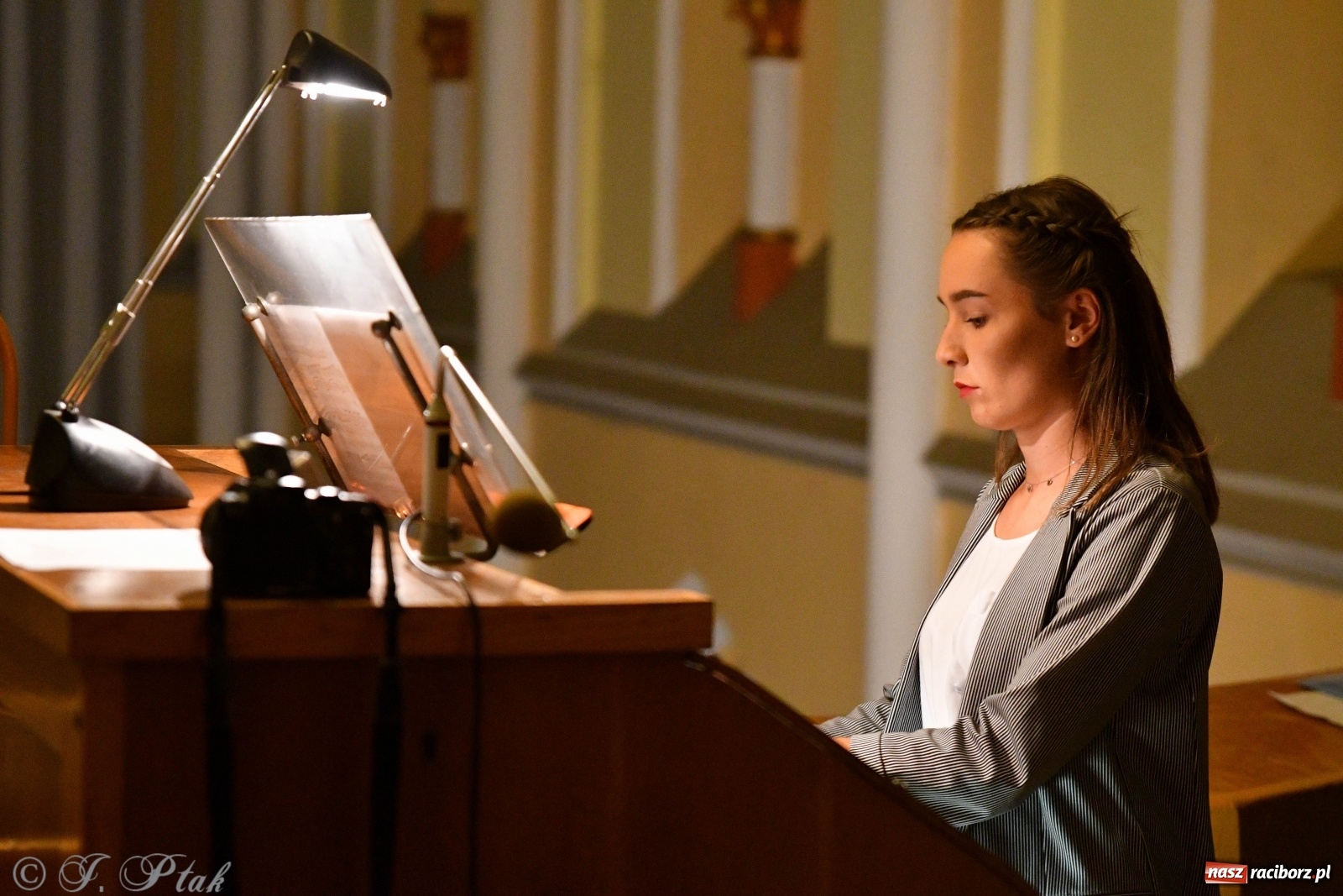 Zdjęcie w galerii na portalu naszraciborz.pl: Muzyka organowa wypełniła kościół św. Jana Chrzciciela na Ostrogu wiadomości z regionu