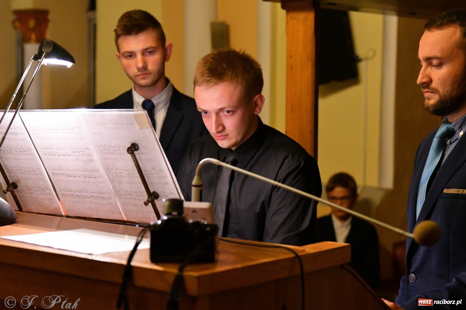 Zdjęcie w galerii na portalu naszraciborz.pl: Muzyka organowa wypełniła kościół św. Jana Chrzciciela na Ostrogu wiadomości z regionu