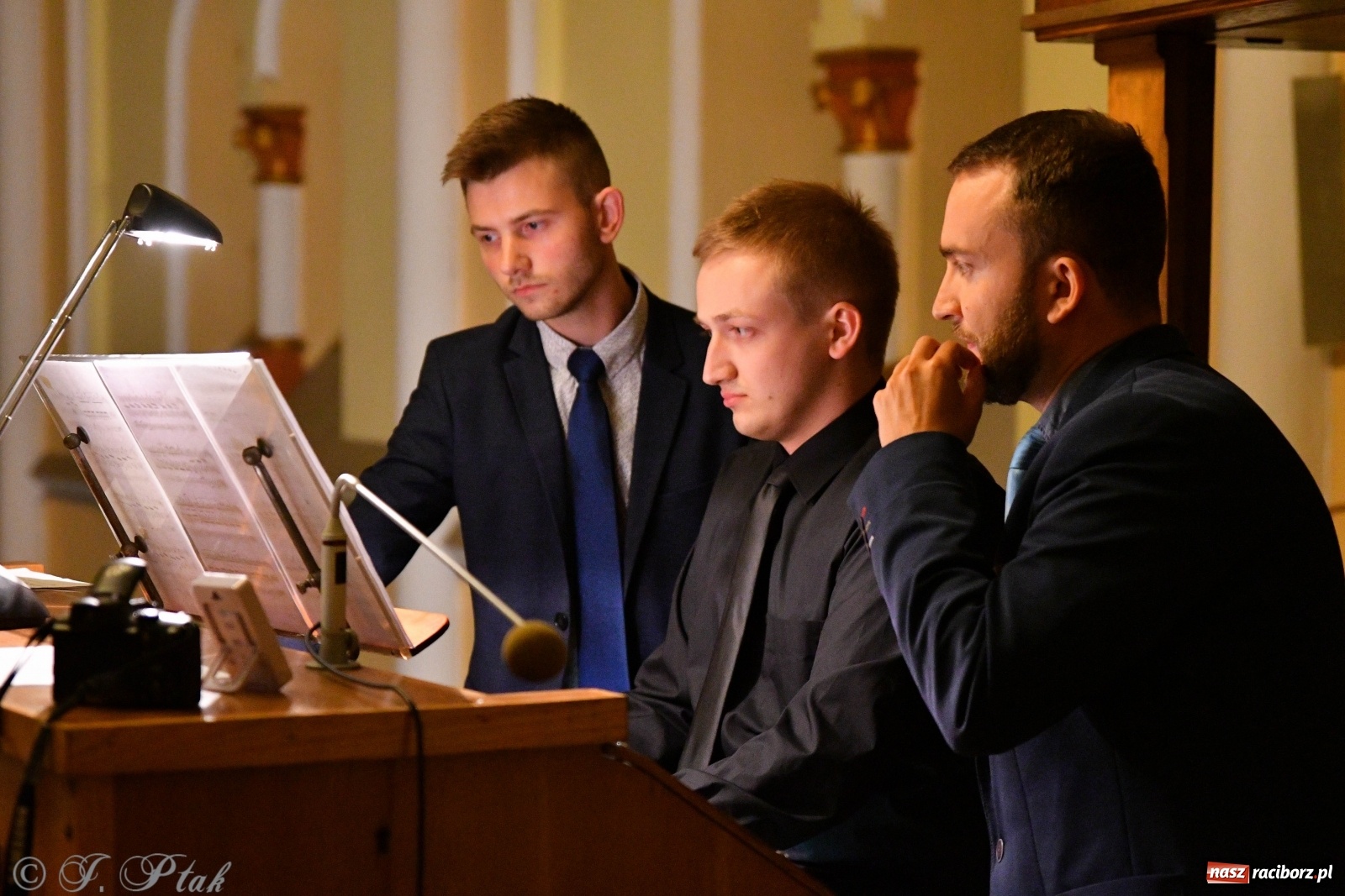 Zdjęcie w galerii na portalu naszraciborz.pl: Muzyka organowa wypełniła kościół św. Jana Chrzciciela na Ostrogu wiadomości z regionu