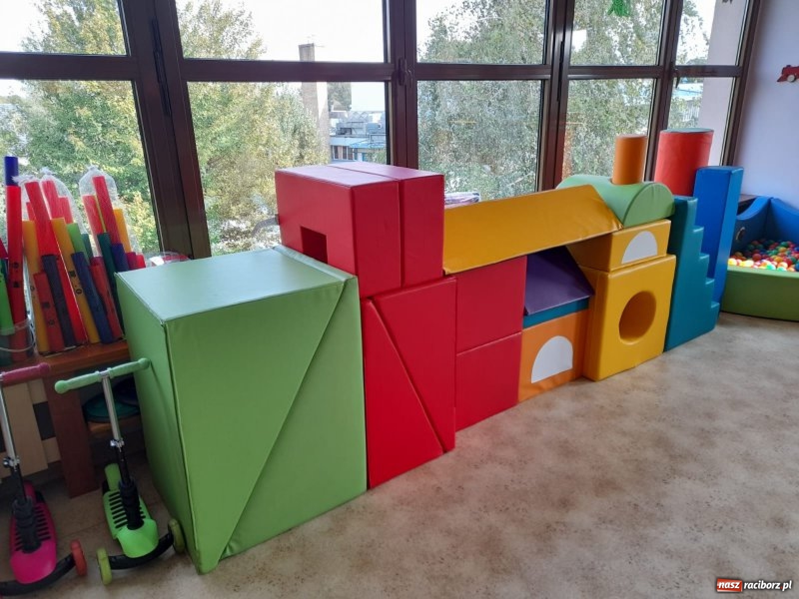 Zdjęcie w galerii na portalu naszraciborz.pl: Nowy sprzęt w raciborskich przedszkolach wiadomości z regionu