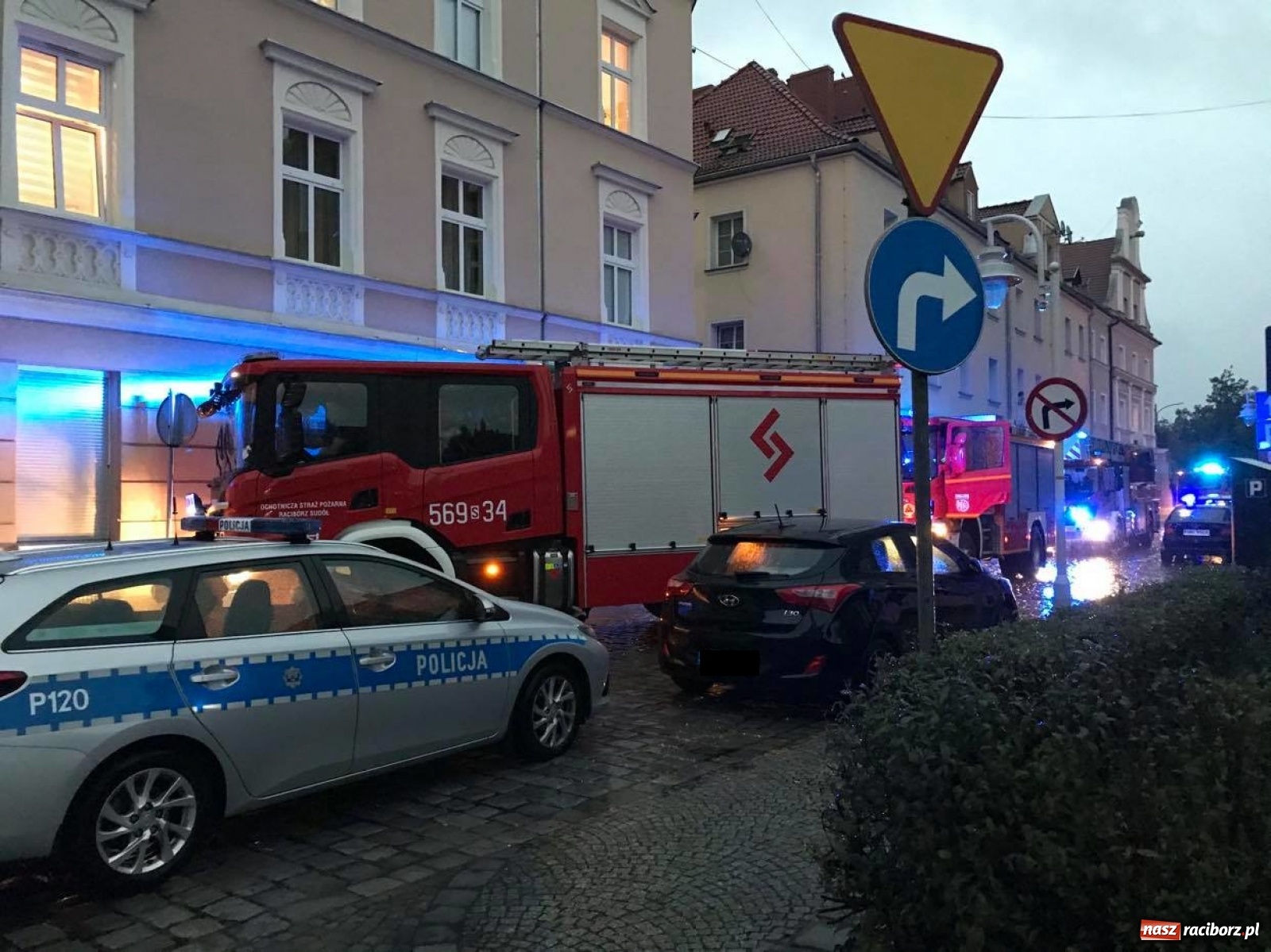 Zdjęcie w galerii na portalu naszraciborz.pl: Raport 998. Intensywne opady przysporzyły pracy strażakom wiadomości z regionu