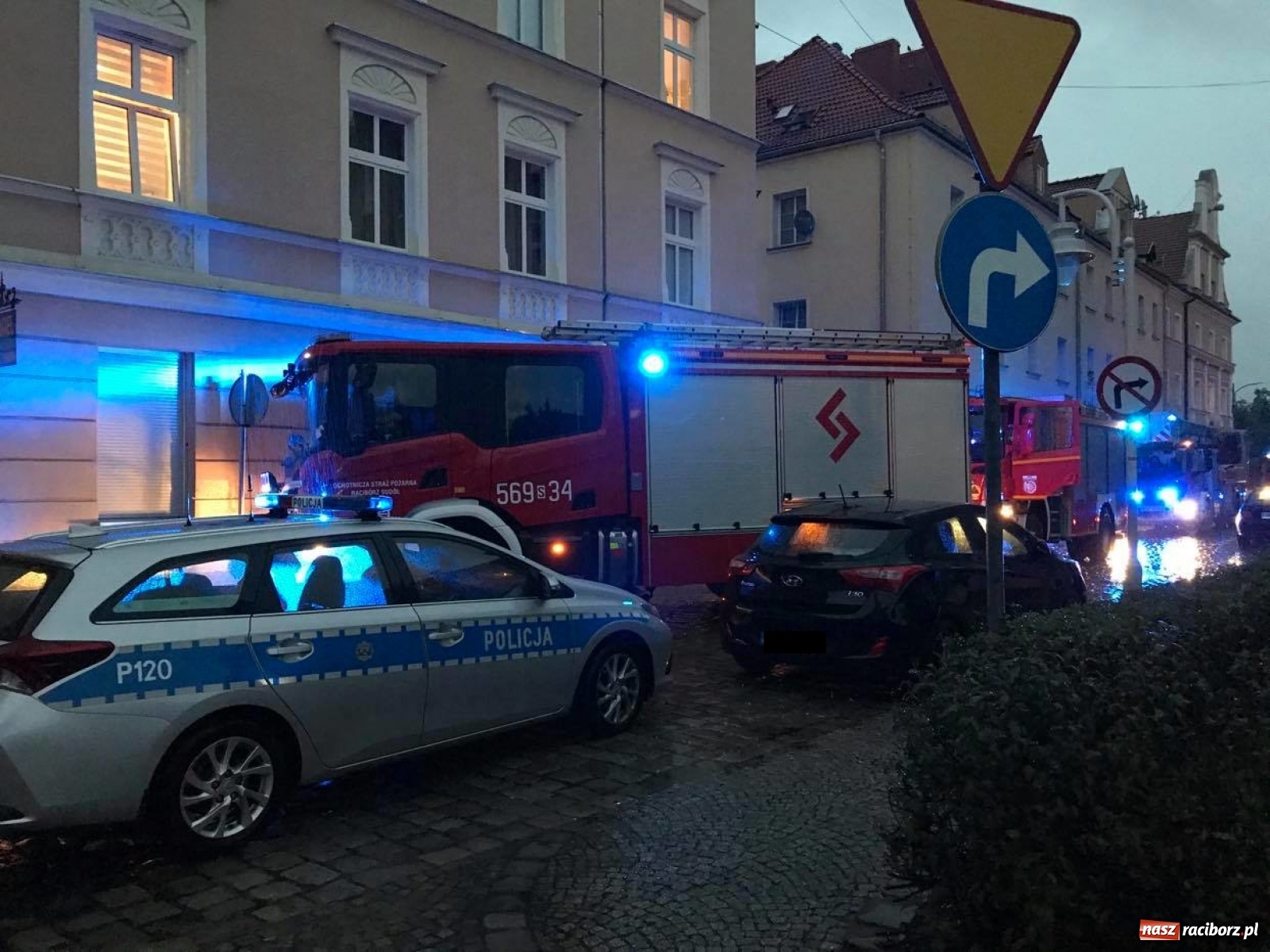 Zdjęcie w galerii na portalu naszraciborz.pl: Raport 998. Intensywne opady przysporzyły pracy strażakom wiadomości z regionu