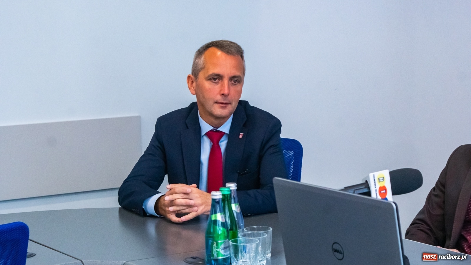 Zdjęcie w galerii na portalu naszraciborz.pl: Autorzy projektu Szlakiem w nieznane z wizytą u prezydenta [FOTO i WIDEO] wiadomości z regionu