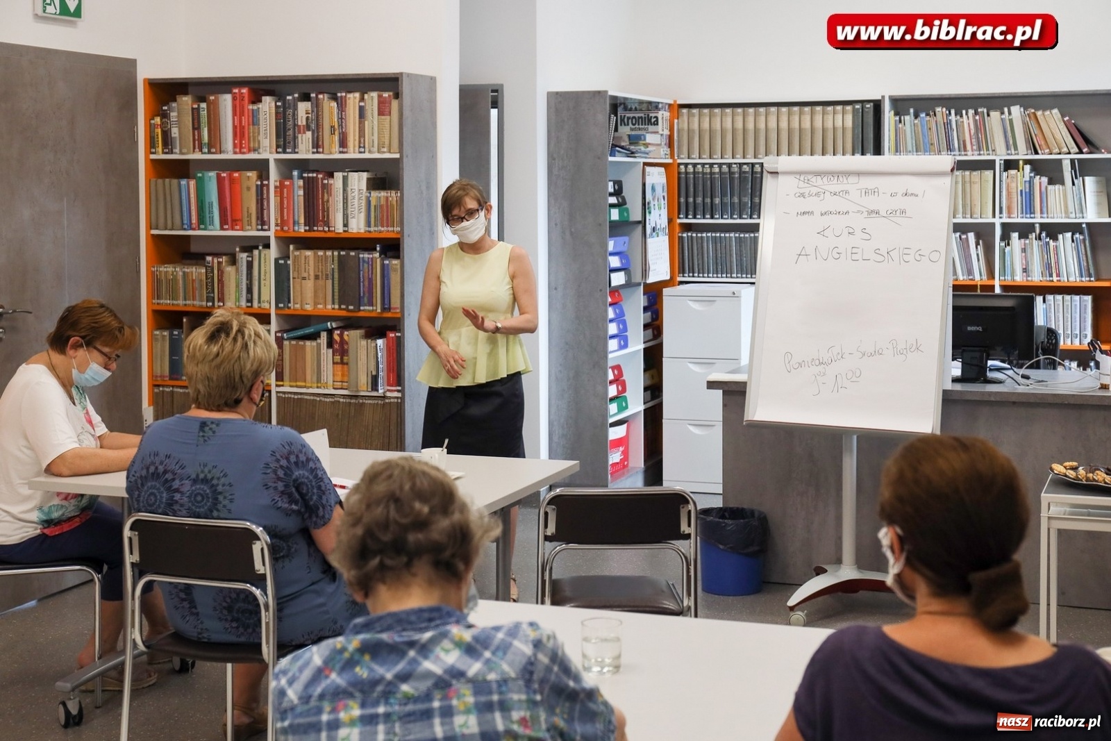 Zdjęcie w galerii na portalu naszraciborz.pl: W bibliotece seniorzy nie mają czasu na nudę [FOTO] wiadomości z regionu
