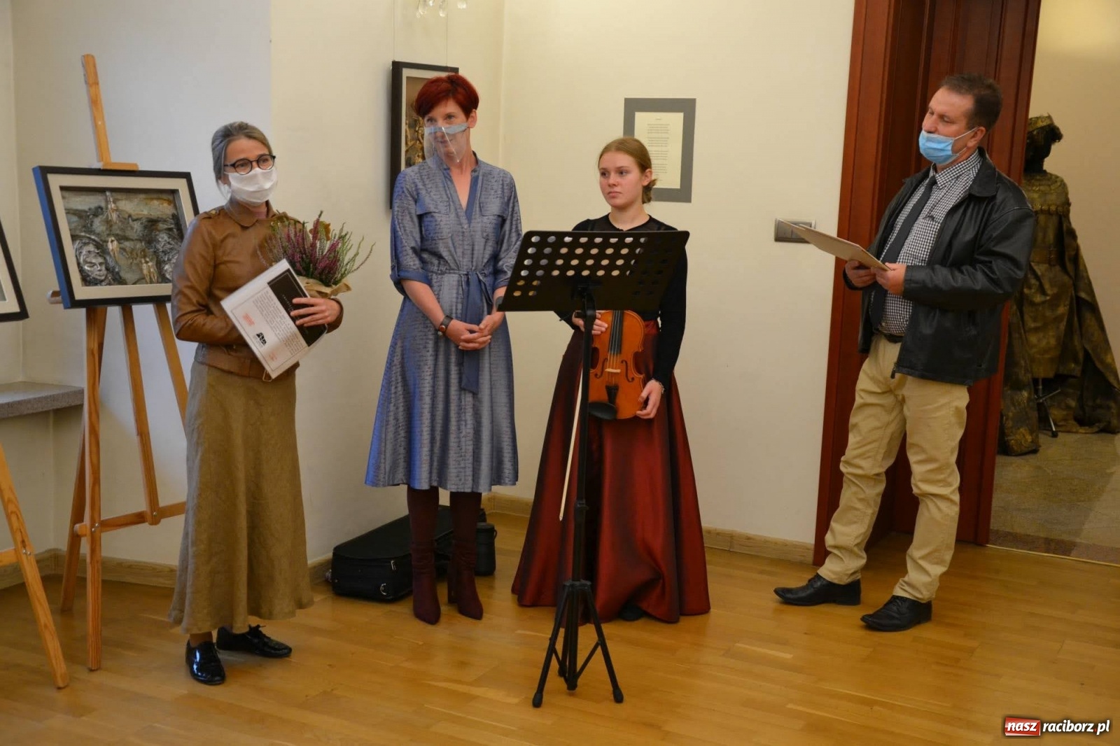 Zdjęcie w galerii na portalu naszraciborz.pl: Empiryczna podróż śladami człowieka  wiadomości z regionu