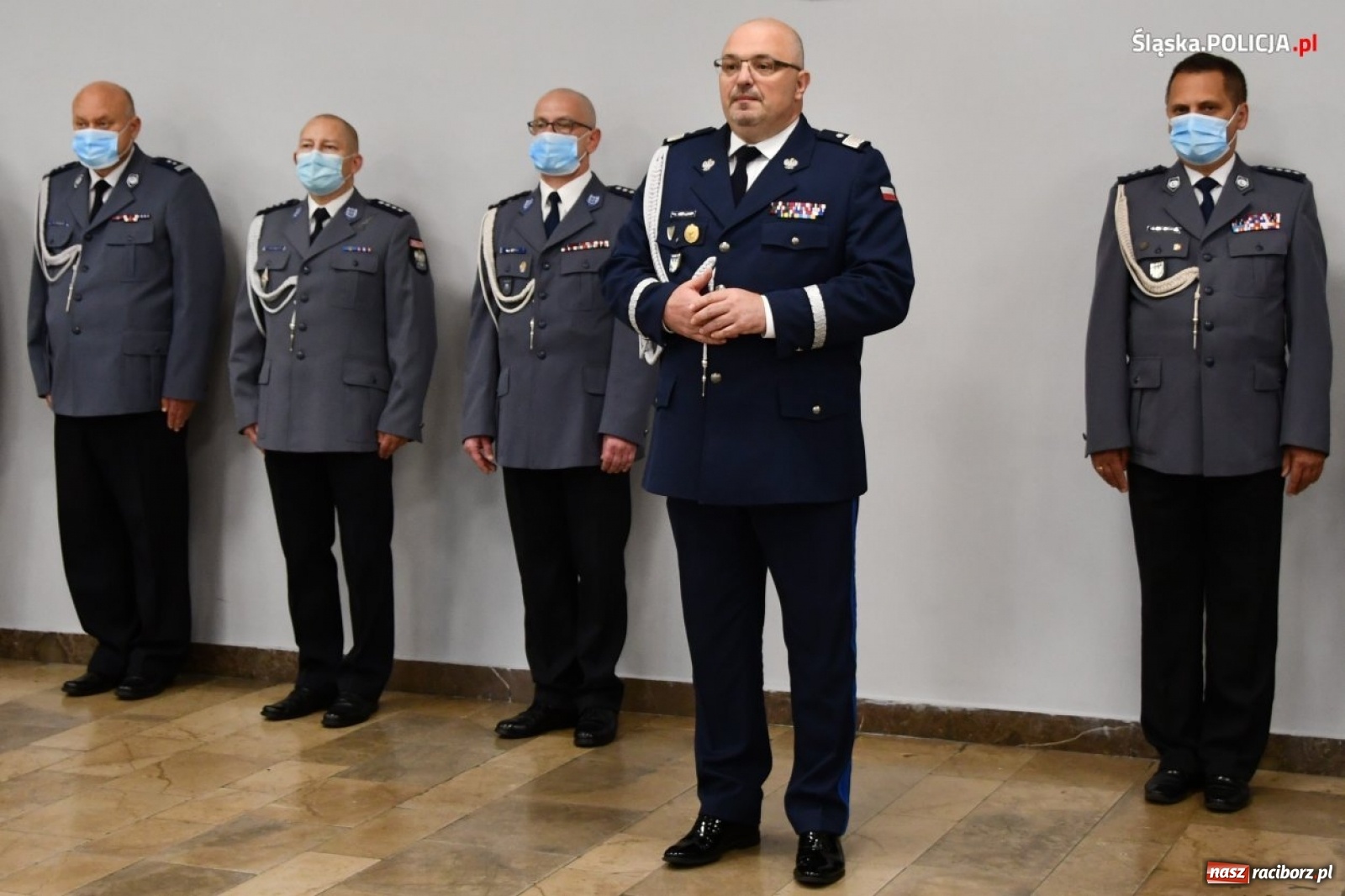 Zdjęcie w galerii na portalu naszraciborz.pl: Nowi policjanci śląskiego garnizonu złożyli ślubowanie wiadomości z regionu