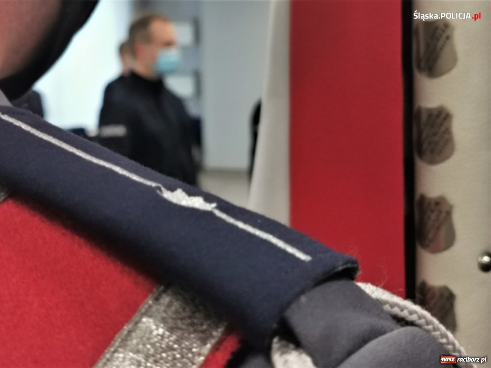 Zdjęcie w galerii na portalu naszraciborz.pl: Nowi policjanci śląskiego garnizonu złożyli ślubowanie wiadomości z regionu