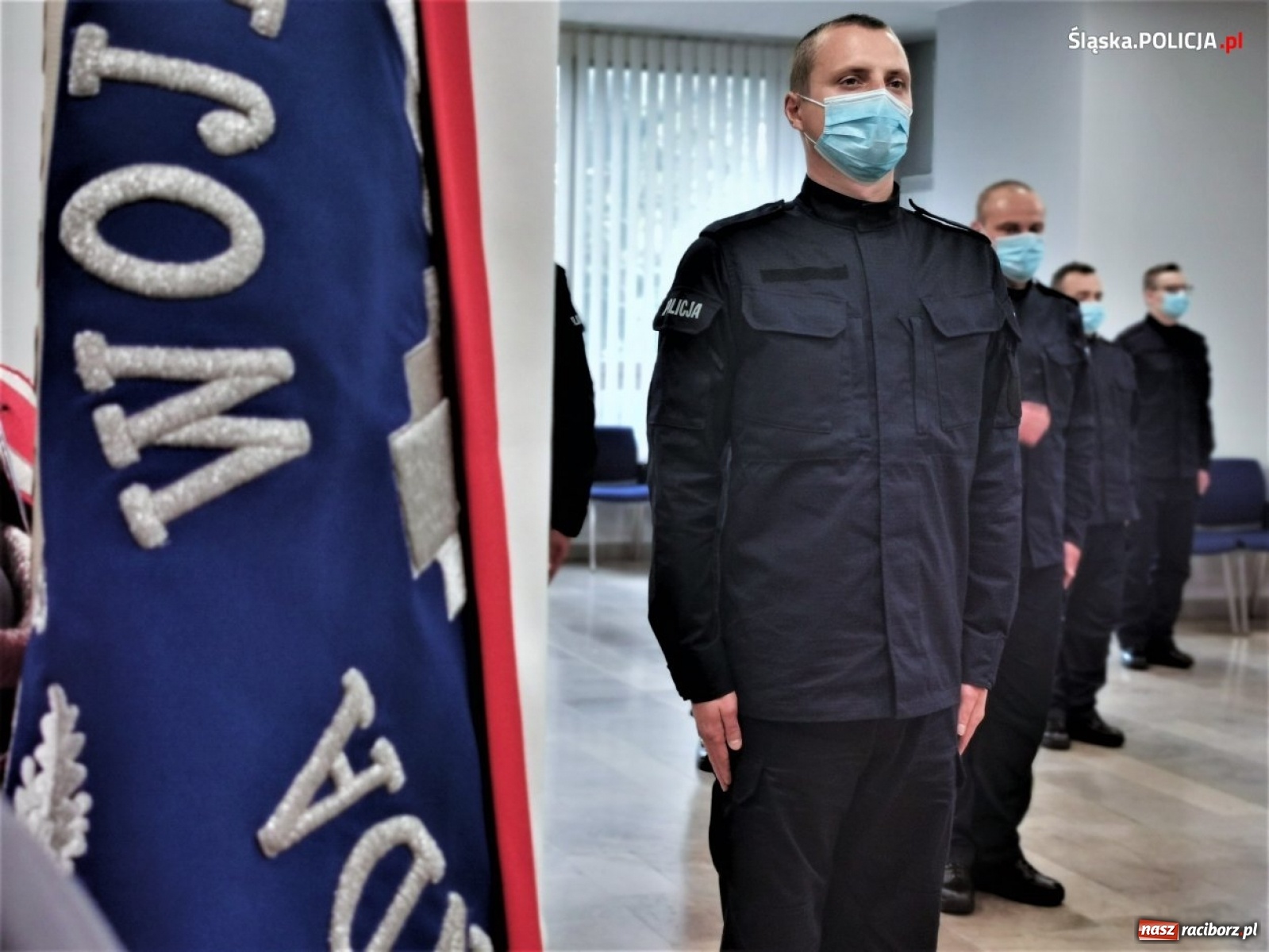 Zdjęcie w galerii na portalu naszraciborz.pl: Nowi policjanci śląskiego garnizonu złożyli ślubowanie wiadomości z regionu