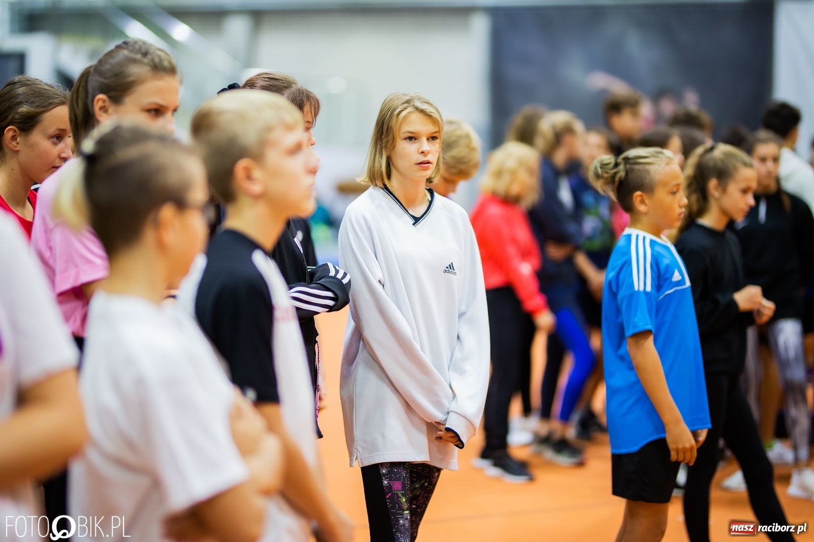 Zdjęcie w galerii na portalu naszraciborz.pl: Mały Memoriał Lekkoatletyczny im. Janusza Kusocińskiego w ZSOMS wiadomości z regionu