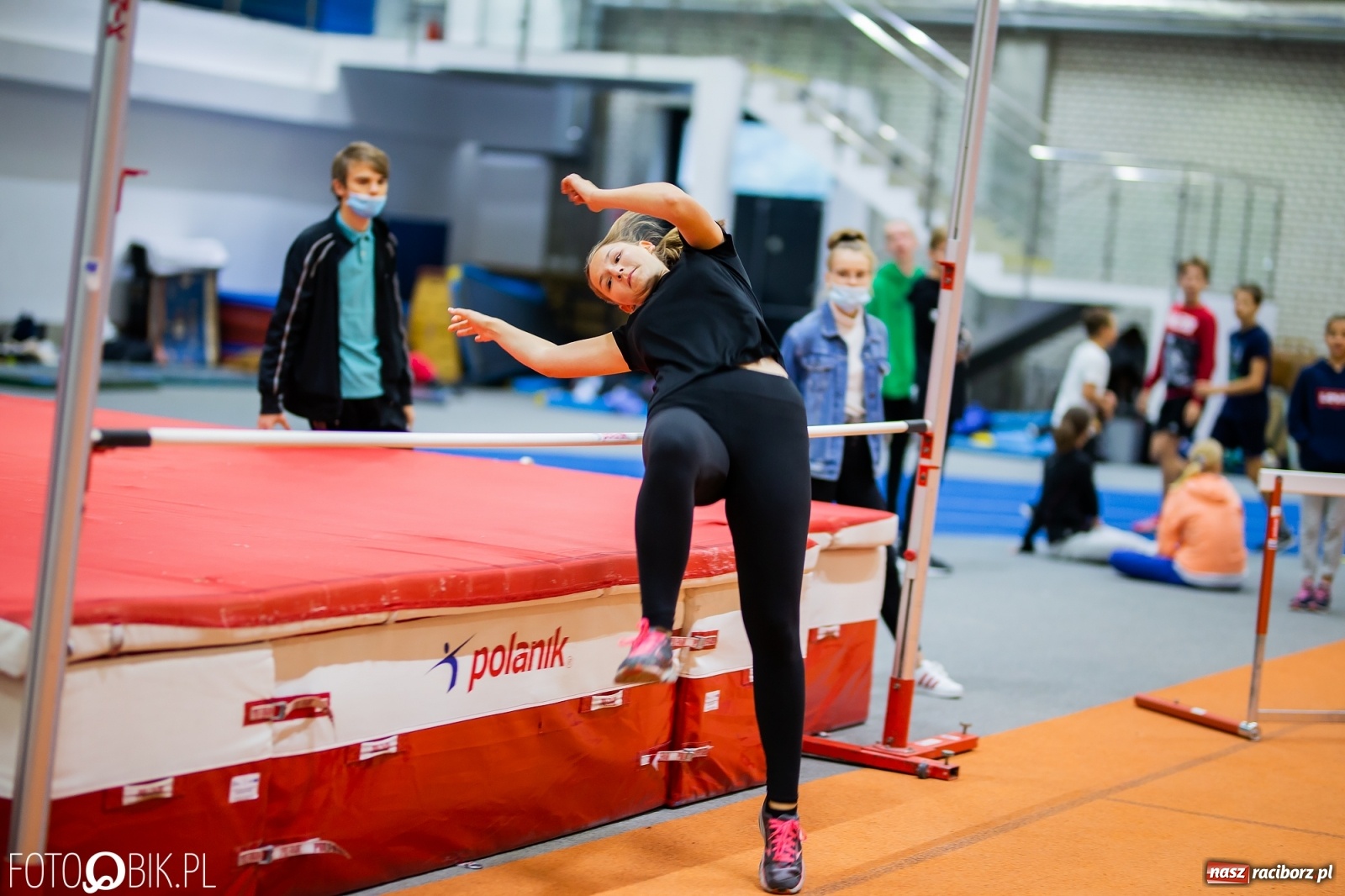 Zdjęcie w galerii na portalu naszraciborz.pl: Mały Memoriał Lekkoatletyczny im. Janusza Kusocińskiego w ZSOMS wiadomości z regionu