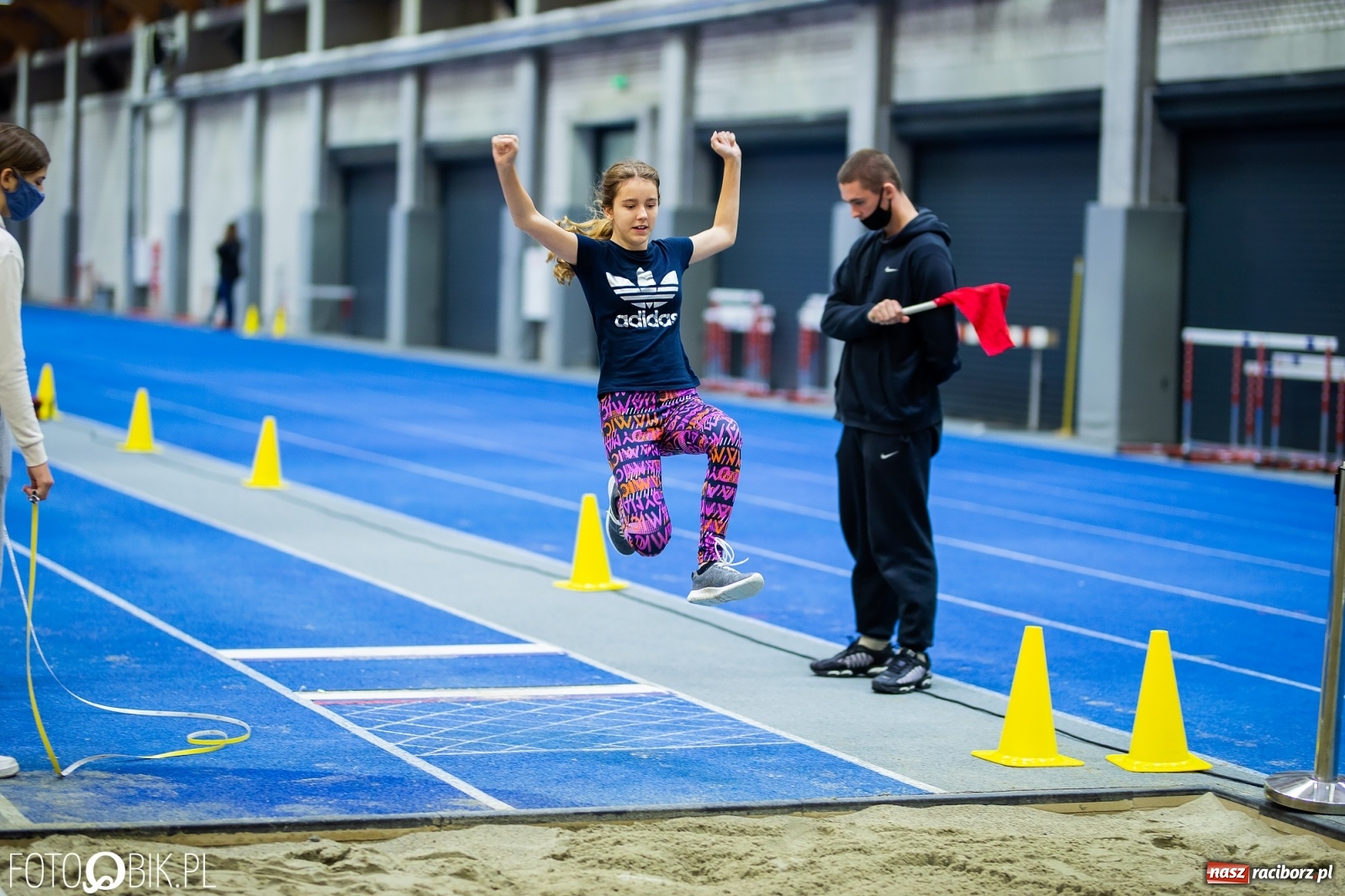 Zdjęcie w galerii na portalu naszraciborz.pl: Mały Memoriał Lekkoatletyczny im. Janusza Kusocińskiego w ZSOMS wiadomości z regionu