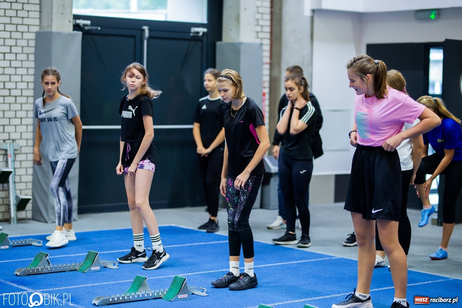 Zdjęcie w galerii na portalu naszraciborz.pl: Mały Memoriał Lekkoatletyczny im. Janusza Kusocińskiego w ZSOMS wiadomości z regionu