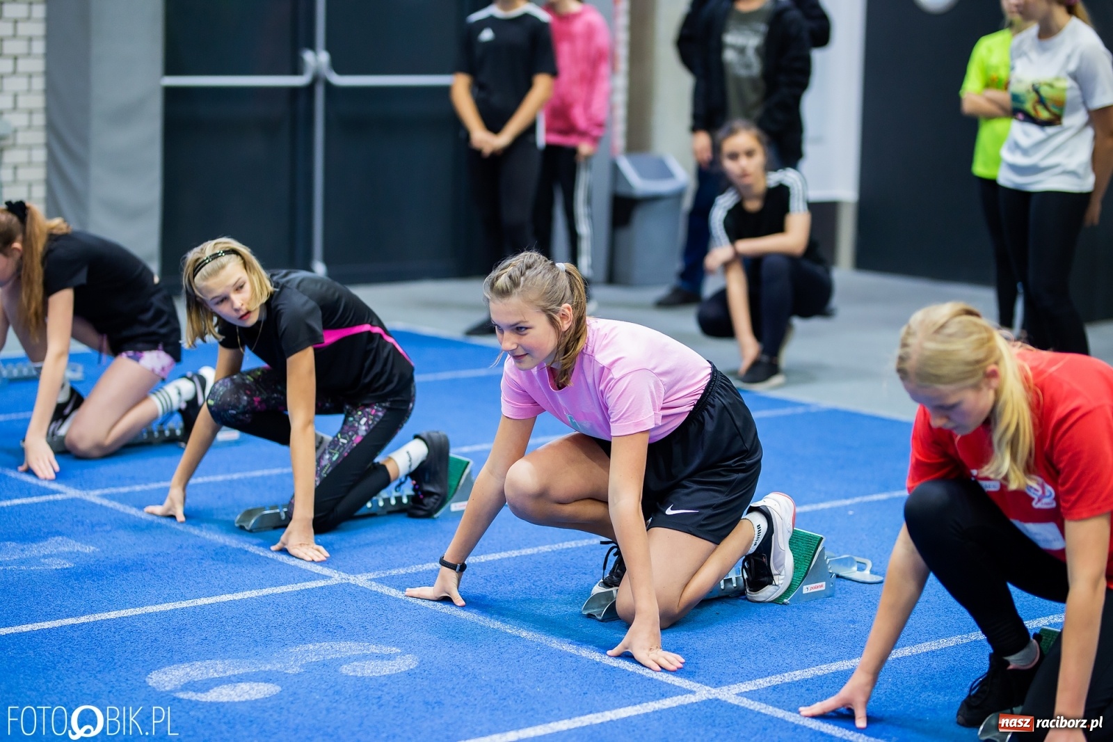 Zdjęcie w galerii na portalu naszraciborz.pl: Mały Memoriał Lekkoatletyczny im. Janusza Kusocińskiego w ZSOMS wiadomości z regionu