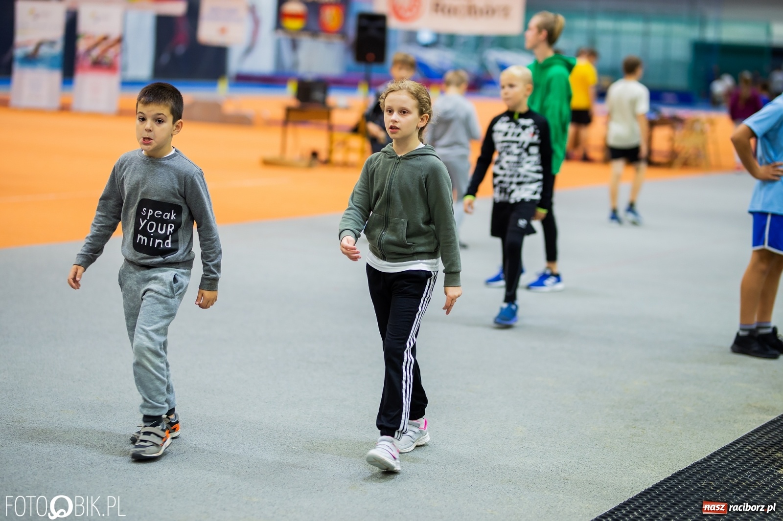 Zdjęcie w galerii na portalu naszraciborz.pl: Mały Memoriał Lekkoatletyczny im. Janusza Kusocińskiego w ZSOMS wiadomości z regionu
