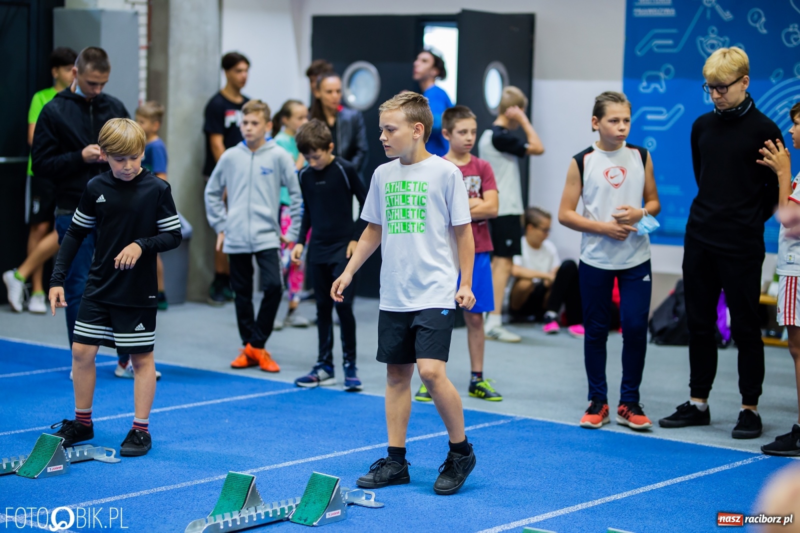 Zdjęcie w galerii na portalu naszraciborz.pl: Mały Memoriał Lekkoatletyczny im. Janusza Kusocińskiego w ZSOMS wiadomości z regionu