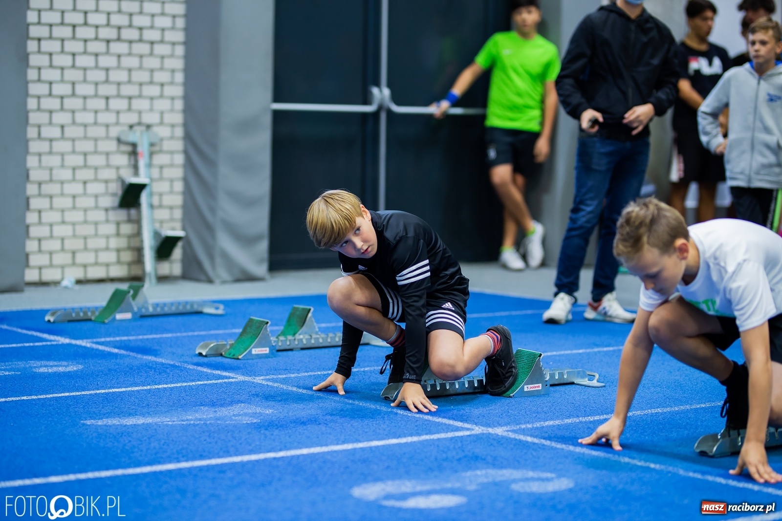 Zdjęcie w galerii na portalu naszraciborz.pl: Mały Memoriał Lekkoatletyczny im. Janusza Kusocińskiego w ZSOMS wiadomości z regionu