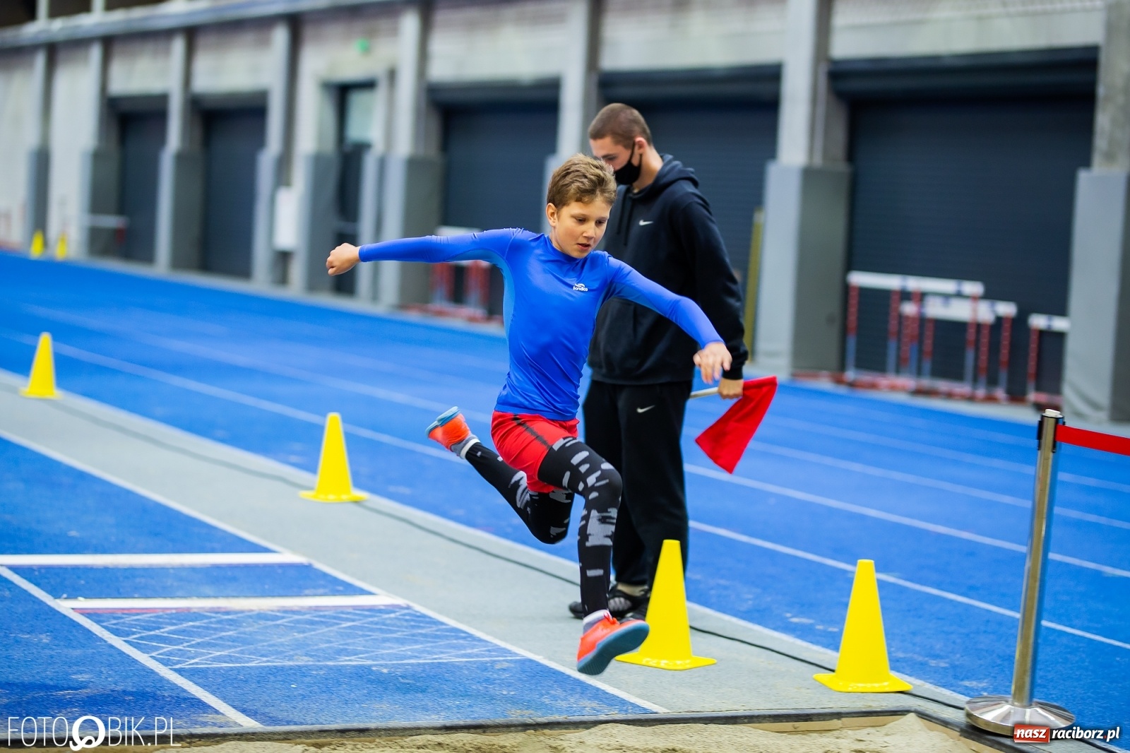 Zdjęcie w galerii na portalu naszraciborz.pl: Mały Memoriał Lekkoatletyczny im. Janusza Kusocińskiego w ZSOMS wiadomości z regionu