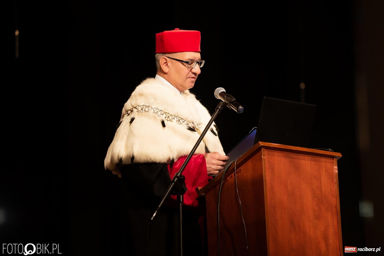 Zdjęcie w galerii na portalu naszraciborz.pl: Raciborska PWSZ zainaugurowała nowy rok akademicki [FOTO i WIDEO] wiadomości z regionu