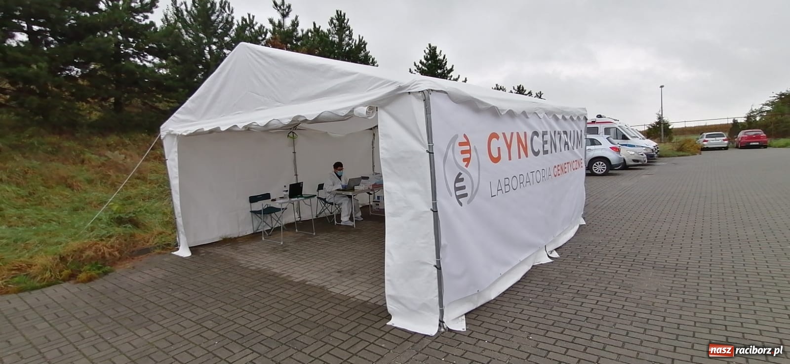 Zdjęcie w galerii na portalu naszraciborz.pl: Koronawirus. W Raciborzu i Kuźni Raciborskiej działają już punkty DRIVE THRU  wiadomości z regionu