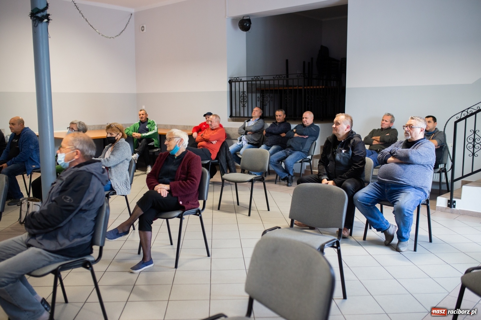 Zdjęcie w galerii na portalu naszraciborz.pl: Prezydent w Brzeziu. Problemy zgłaszane przez mieszkańców  wiadomości z regionu