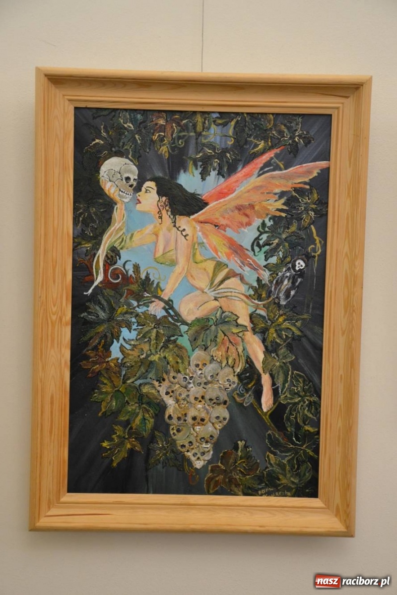 Zdjęcie w galerii na portalu naszraciborz.pl: Poza horyzontem - wernisaż malarstwa Marii Kucharskiej na zamku  wiadomości z regionu