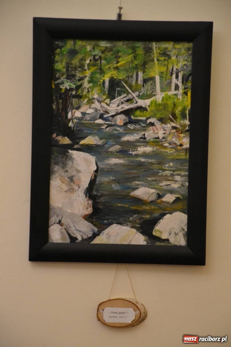 Zdjęcie w galerii na portalu naszraciborz.pl: Poza horyzontem - wernisaż malarstwa Marii Kucharskiej na zamku  wiadomości z regionu