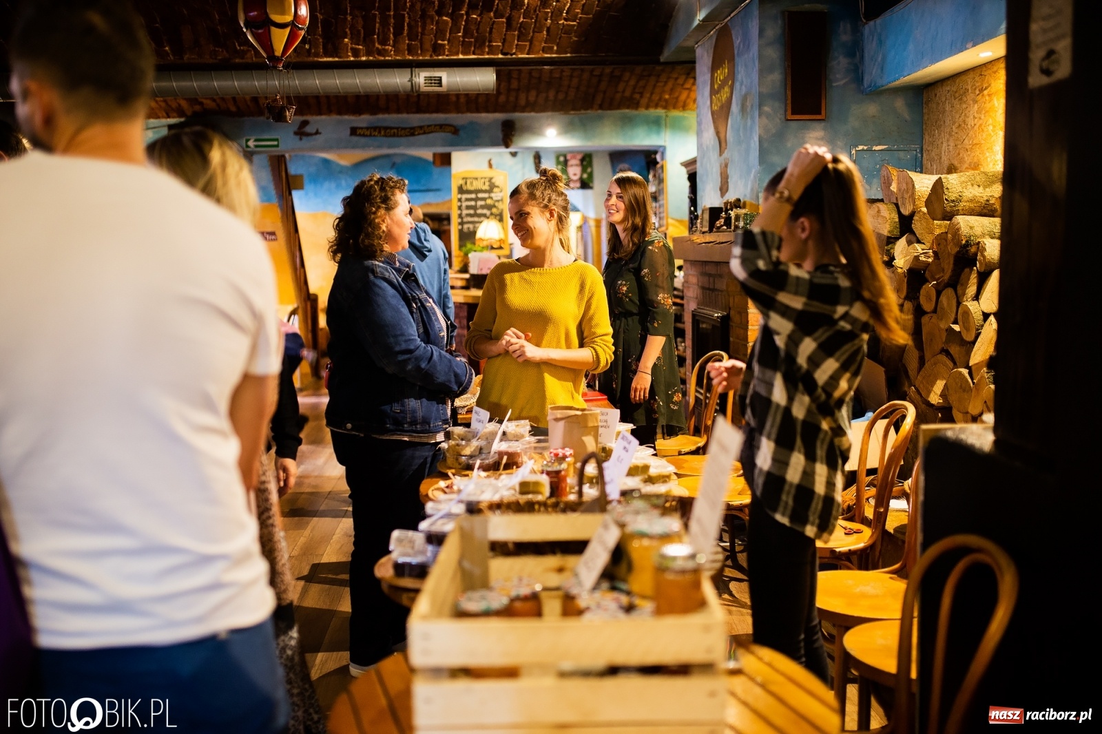Zdjęcie w galerii na portalu naszraciborz.pl: BioBazar na Przystanku Kulturalnym Koniec Świata wiadomości z regionu
