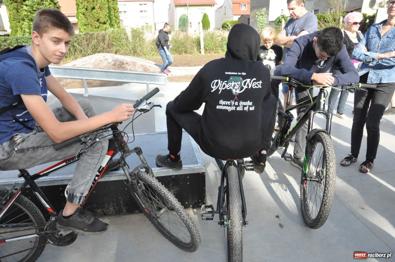 Zdjęcie w galerii na portalu naszraciborz.pl: W Krzanowicach otwarto skatepark i pumptrack [FOTO, WIDEO]  wiadomości z regionu