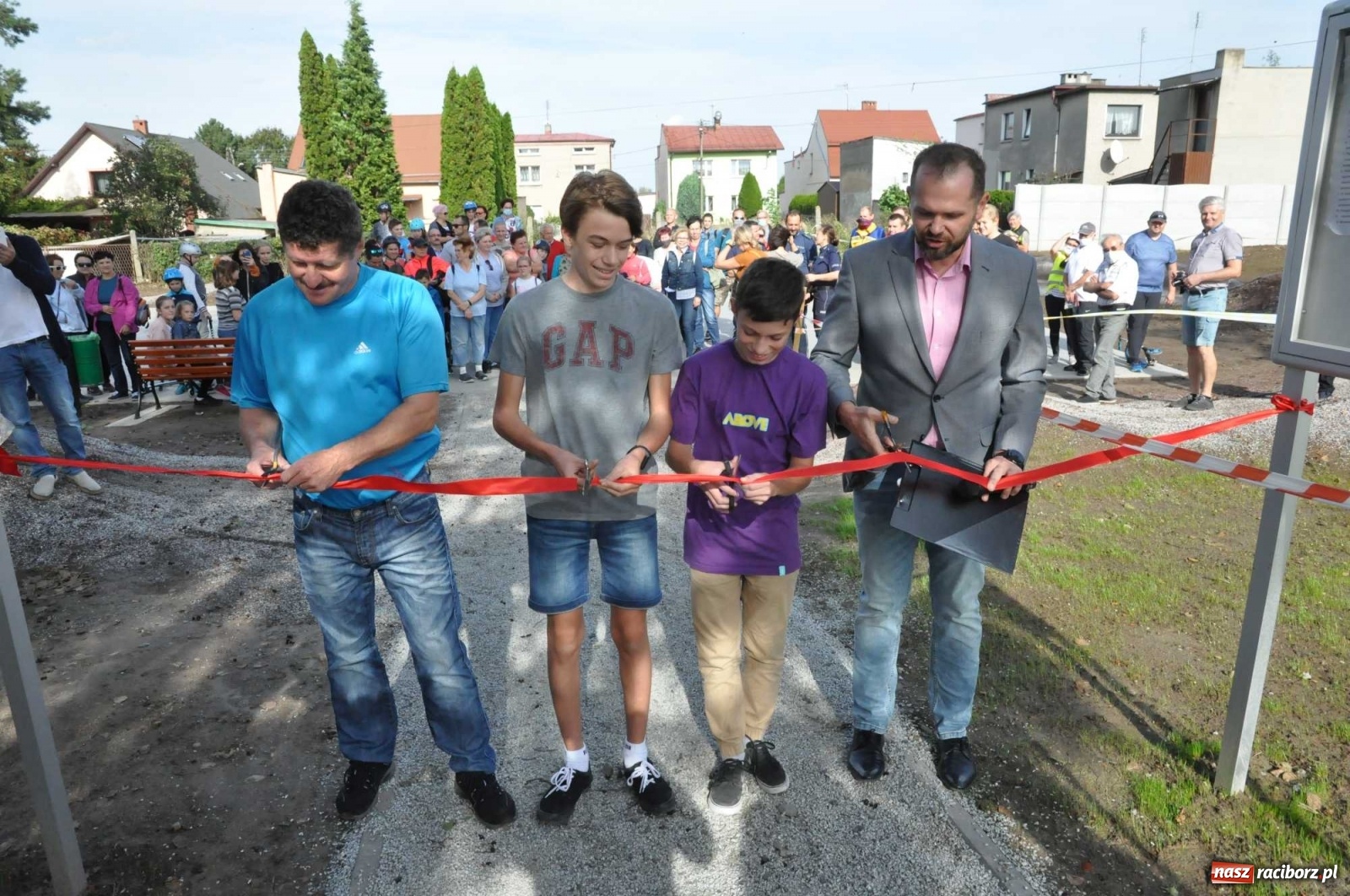 Zdjęcie w galerii na portalu naszraciborz.pl: W Krzanowicach otwarto skatepark i pumptrack [FOTO, WIDEO]  wiadomości z regionu