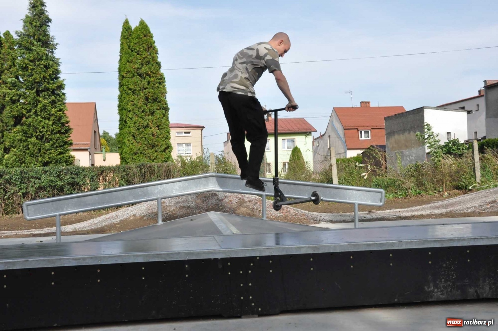 Zdjęcie w galerii na portalu naszraciborz.pl: W Krzanowicach otwarto skatepark i pumptrack [FOTO, WIDEO]  wiadomości z regionu