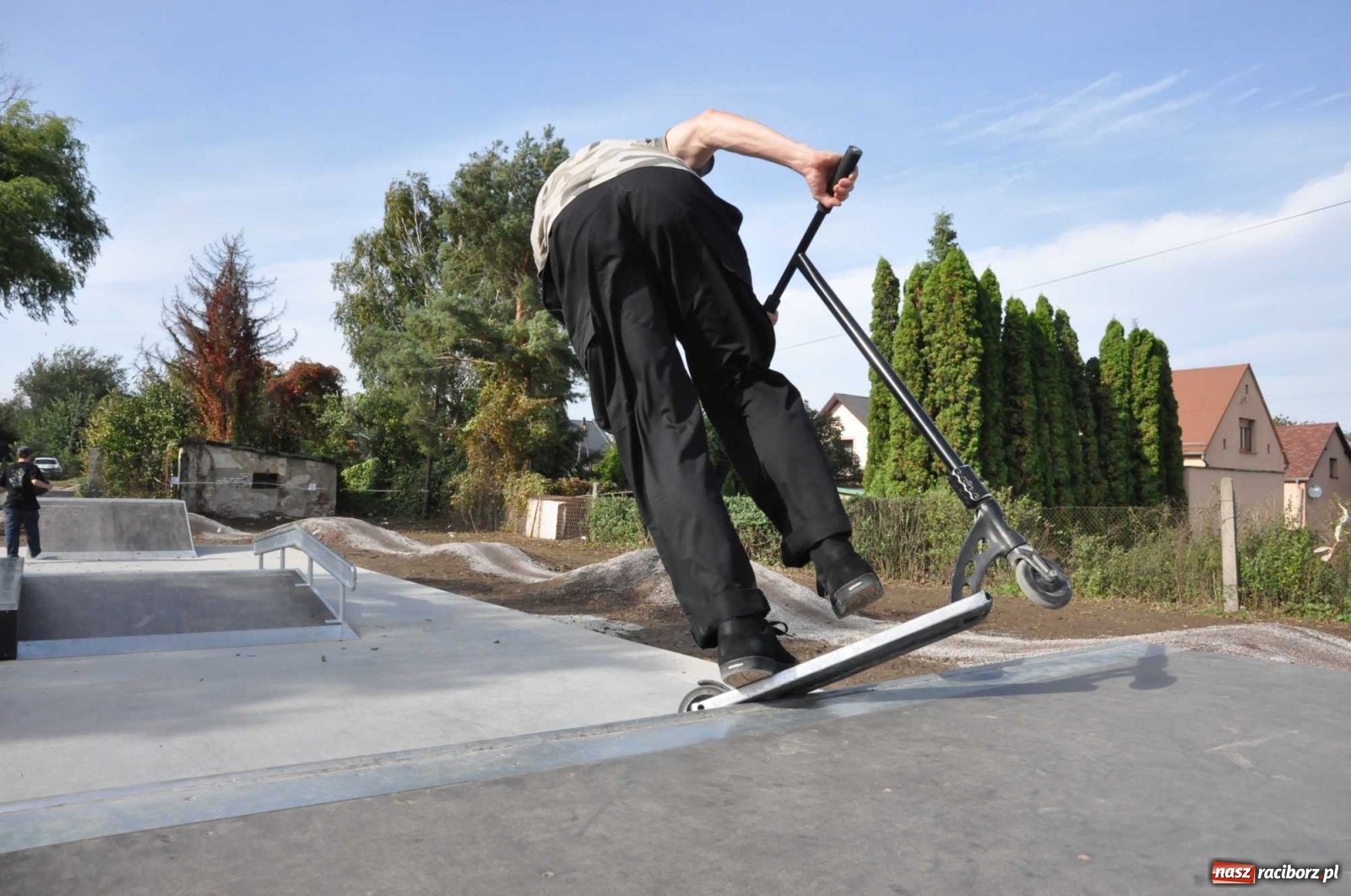 Zdjęcie w galerii na portalu naszraciborz.pl: W Krzanowicach otwarto skatepark i pumptrack [FOTO, WIDEO]  wiadomości z regionu