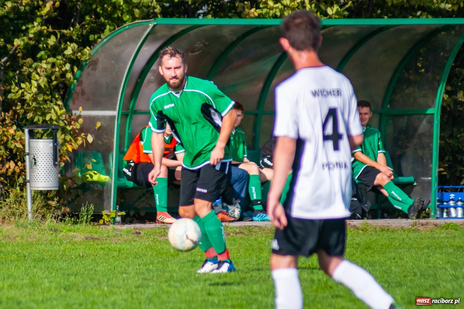 Zdjęcie w galerii na portalu naszraciborz.pl: Męczące derby na Płoni. Wicher nie sprostał Ocicom [FOTO i WIDEO] wiadomości z regionu