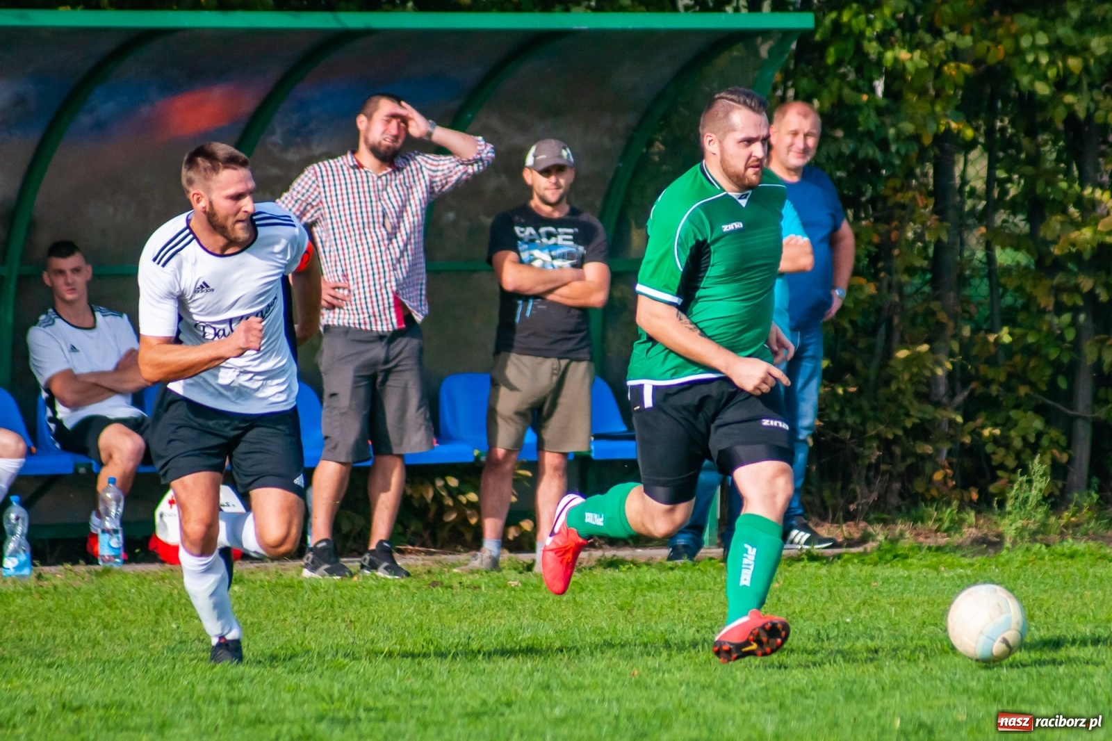 Zdjęcie w galerii na portalu naszraciborz.pl: Męczące derby na Płoni. Wicher nie sprostał Ocicom [FOTO i WIDEO] wiadomości z regionu