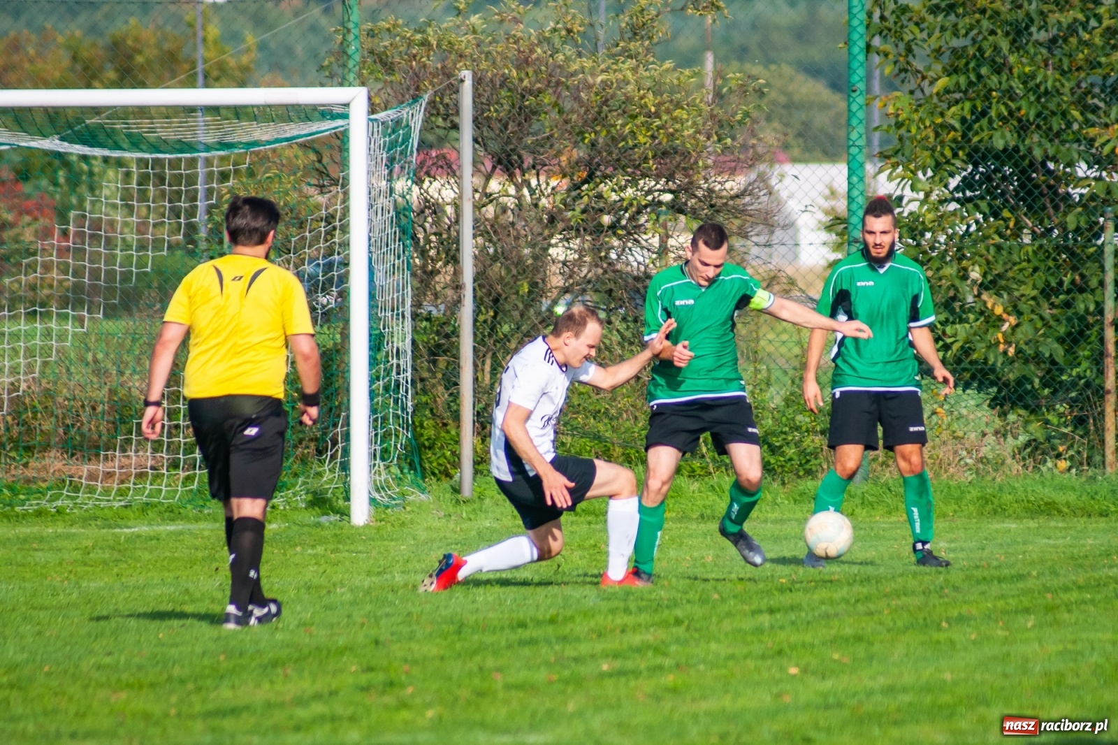 Zdjęcie w galerii na portalu naszraciborz.pl: Męczące derby na Płoni. Wicher nie sprostał Ocicom [FOTO i WIDEO] wiadomości z regionu