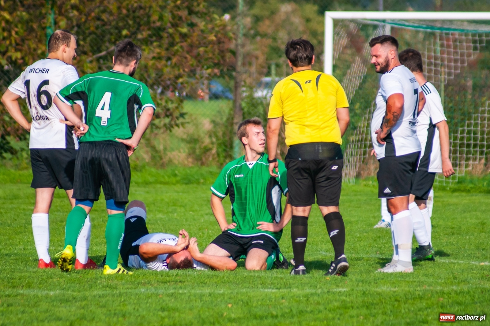 Zdjęcie w galerii na portalu naszraciborz.pl: Męczące derby na Płoni. Wicher nie sprostał Ocicom [FOTO i WIDEO] wiadomości z regionu