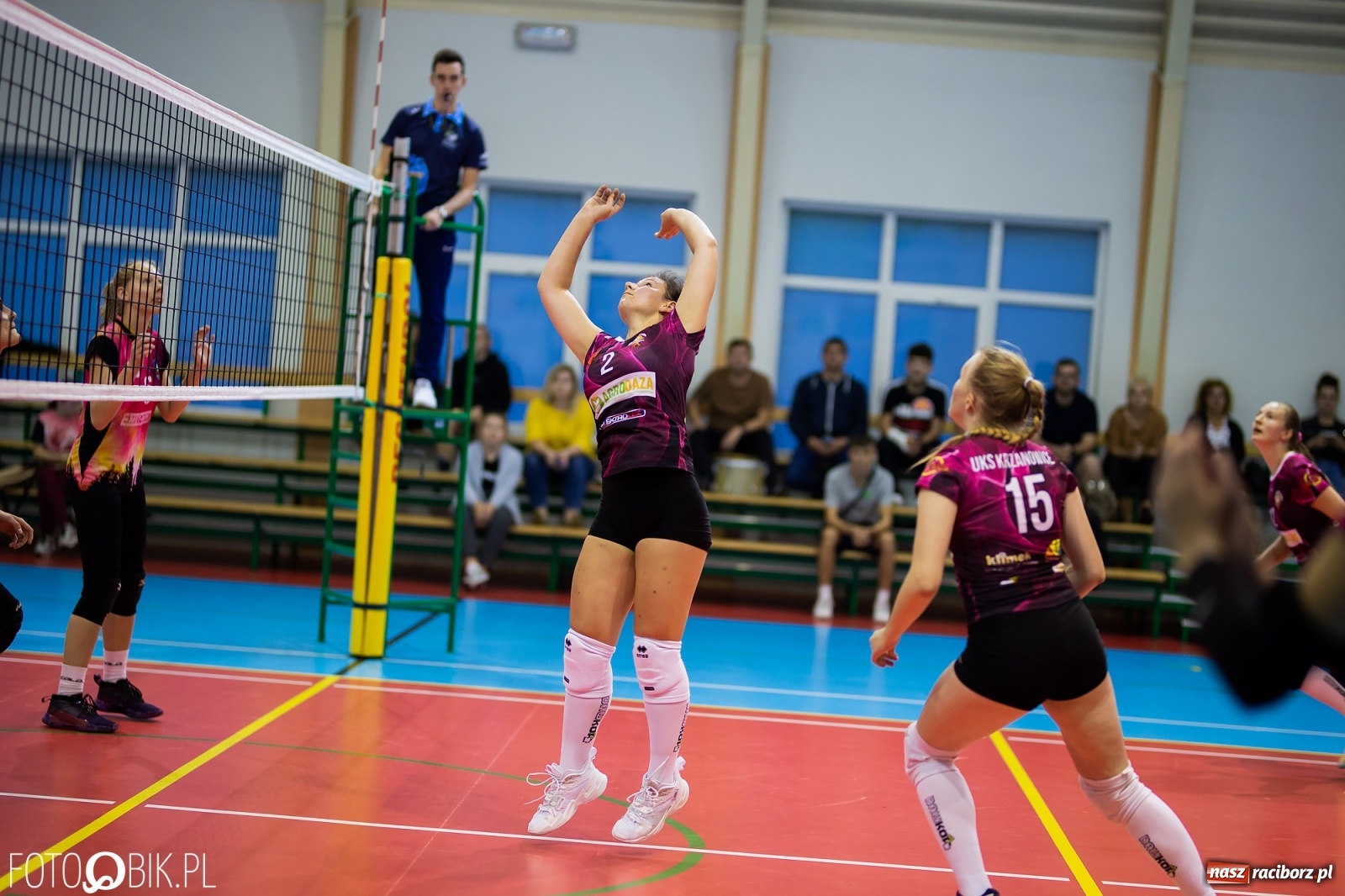 Zdjęcie w galerii na portalu naszraciborz.pl: Zimny prysznic w pierwszym secie obudził UKS Krzanowice [FOTO] wiadomości z regionu