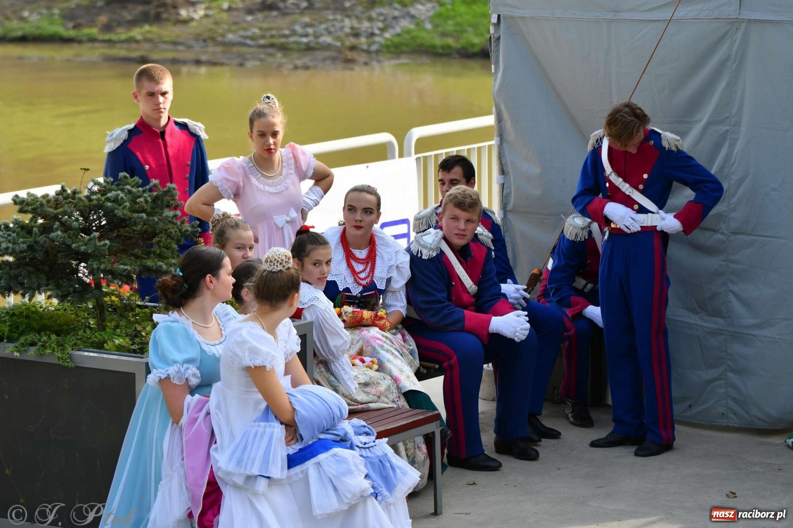 Zdjęcie w galerii na portalu naszraciborz.pl: Racibórz pożegnał na bulwarach lato [FOTO]  wiadomości z regionu