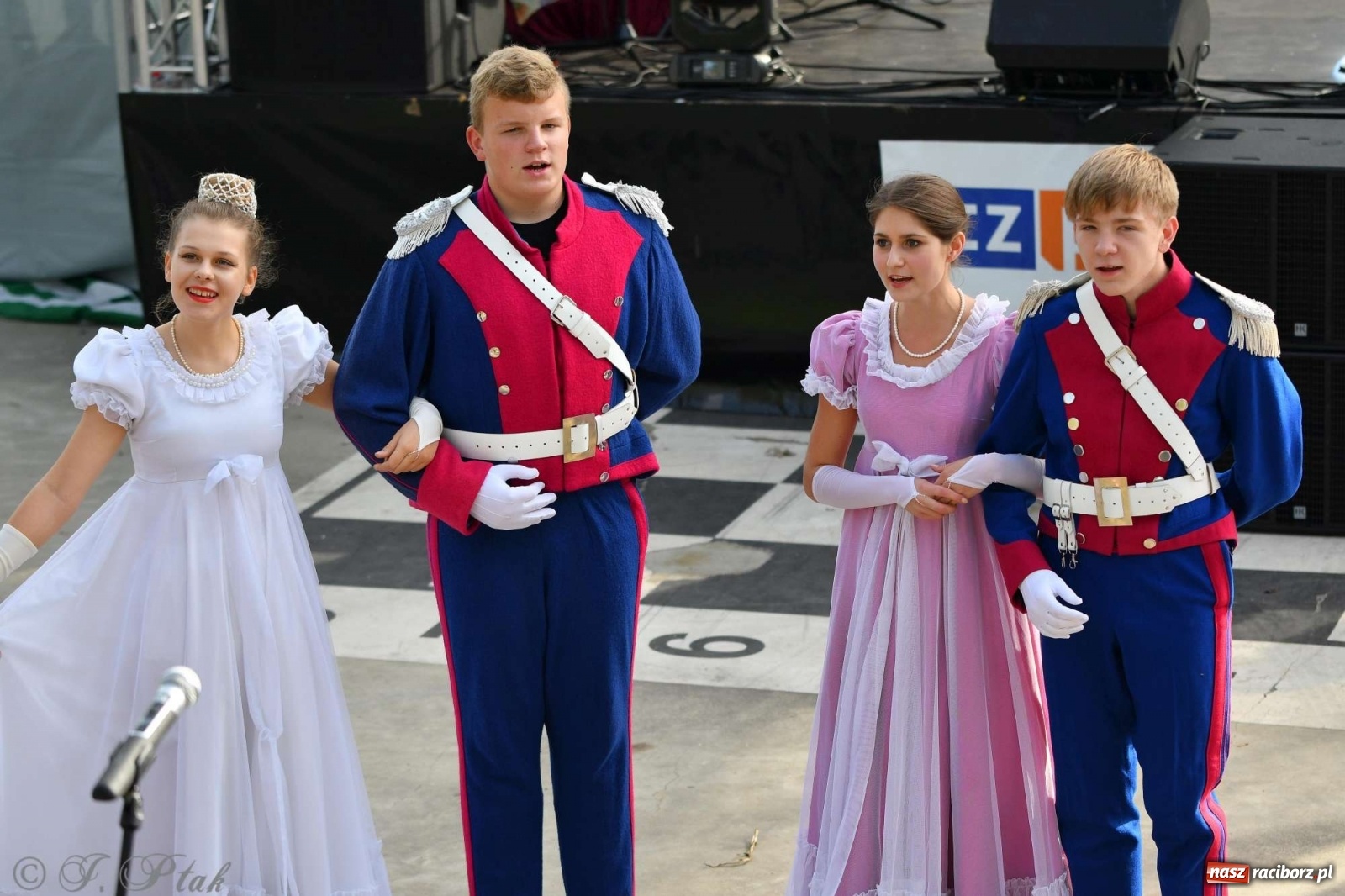 Zdjęcie w galerii na portalu naszraciborz.pl: Racibórz pożegnał na bulwarach lato [FOTO]  wiadomości z regionu