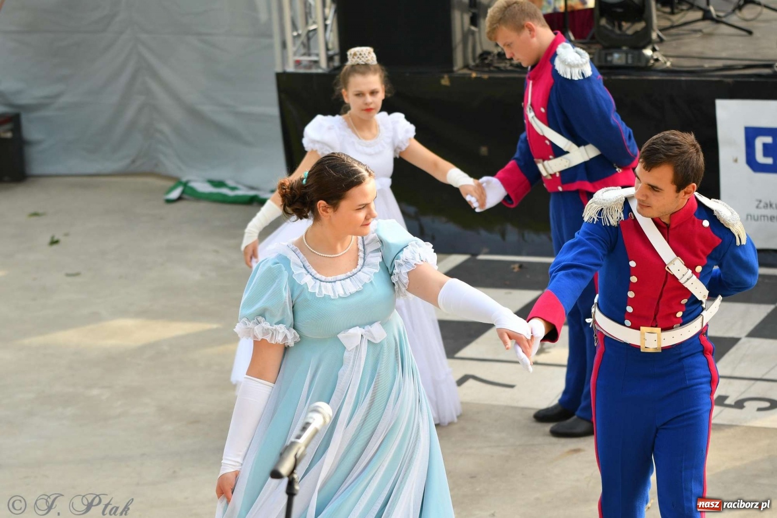 Zdjęcie w galerii na portalu naszraciborz.pl: Racibórz pożegnał na bulwarach lato [FOTO]  wiadomości z regionu